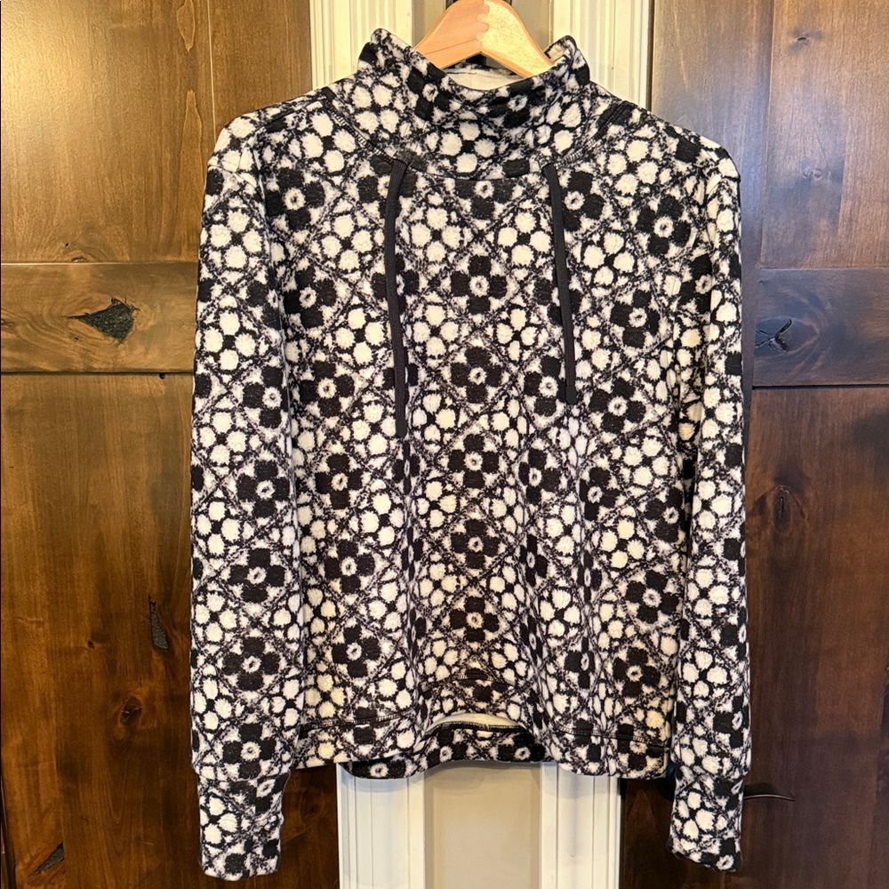 Aventura pullover M